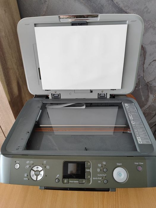 Продам принтер EPSON