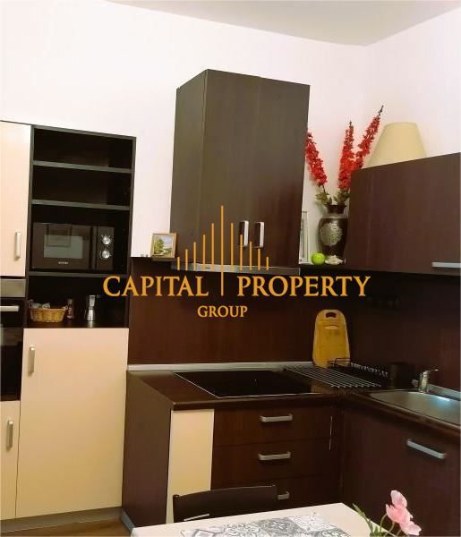 Дава се под наем Тристаен апартамент в Варна, Гръцка махала - 70 кв.м за 600 € - Снимка #4