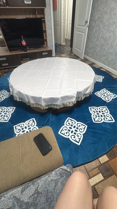 Сдам столы, корпешки, табуретки, дастархан в аренду