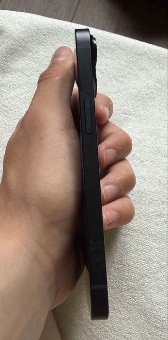 Продам айфон 14 128 GB