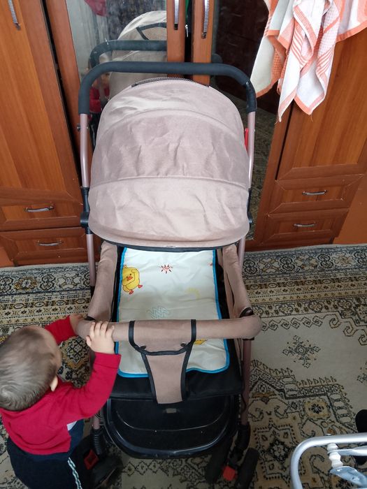 Продам коляску состояние хорошее