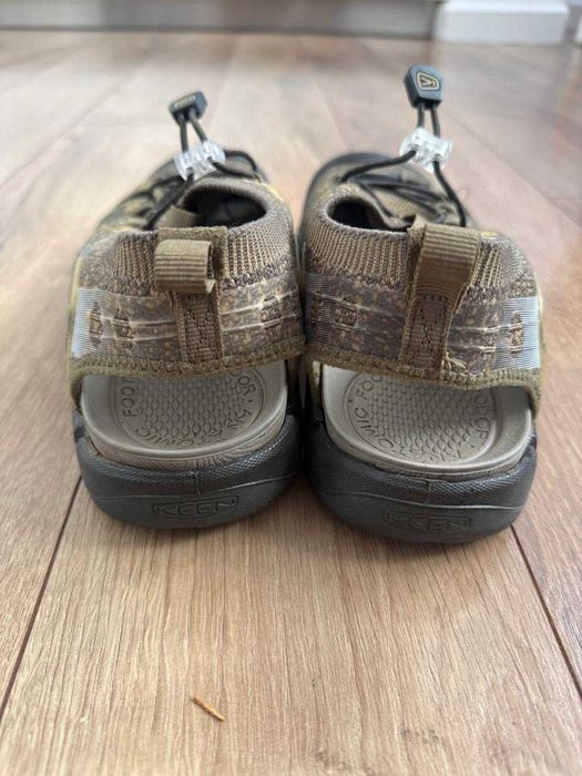Keen 44.5 sandale outdoor barbati