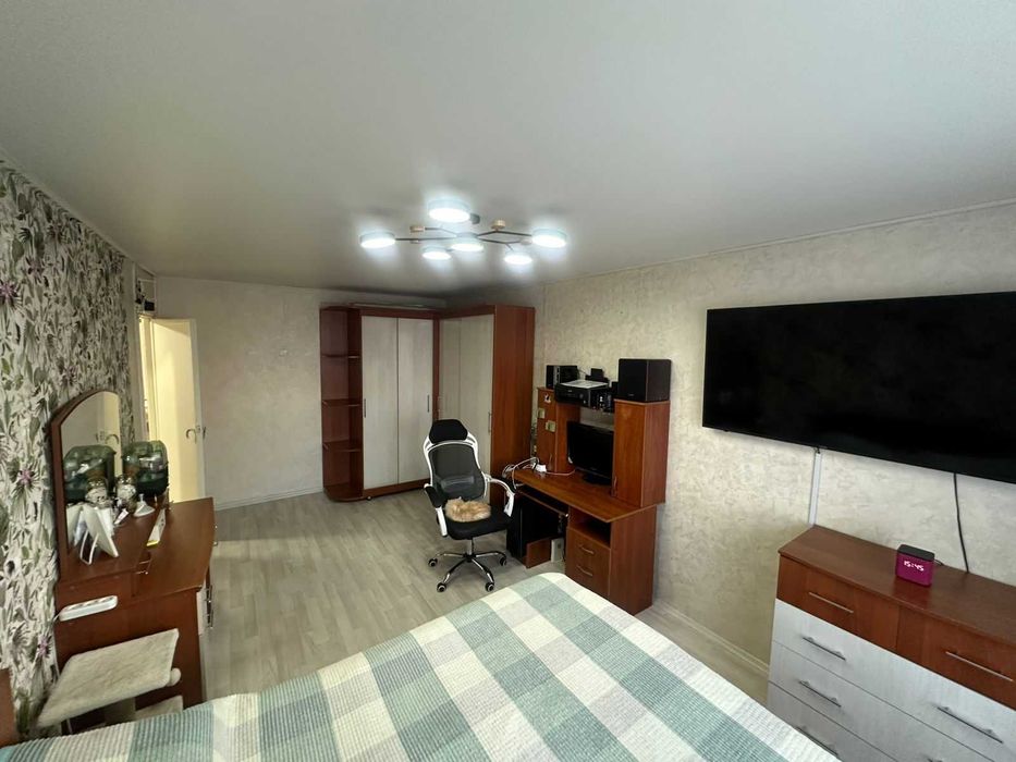 2 комн квартира р-он БЖ