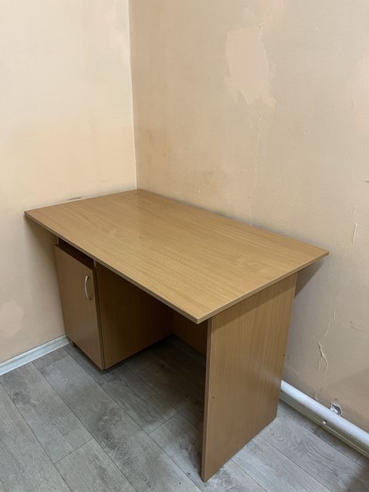 Столы в хорошем состояний