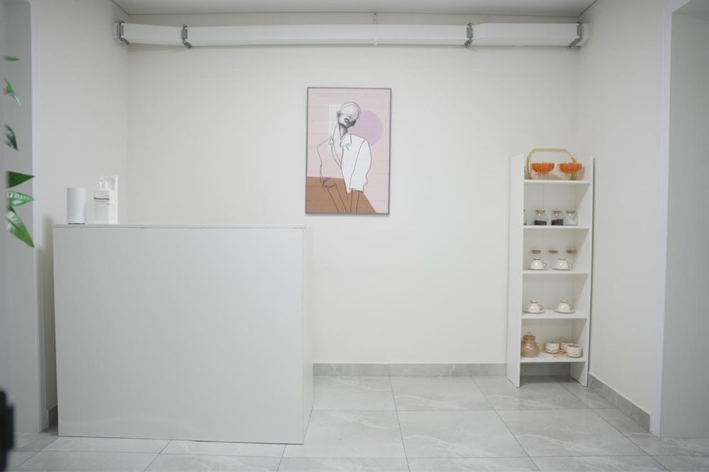 Срочно продается Ресепшен!