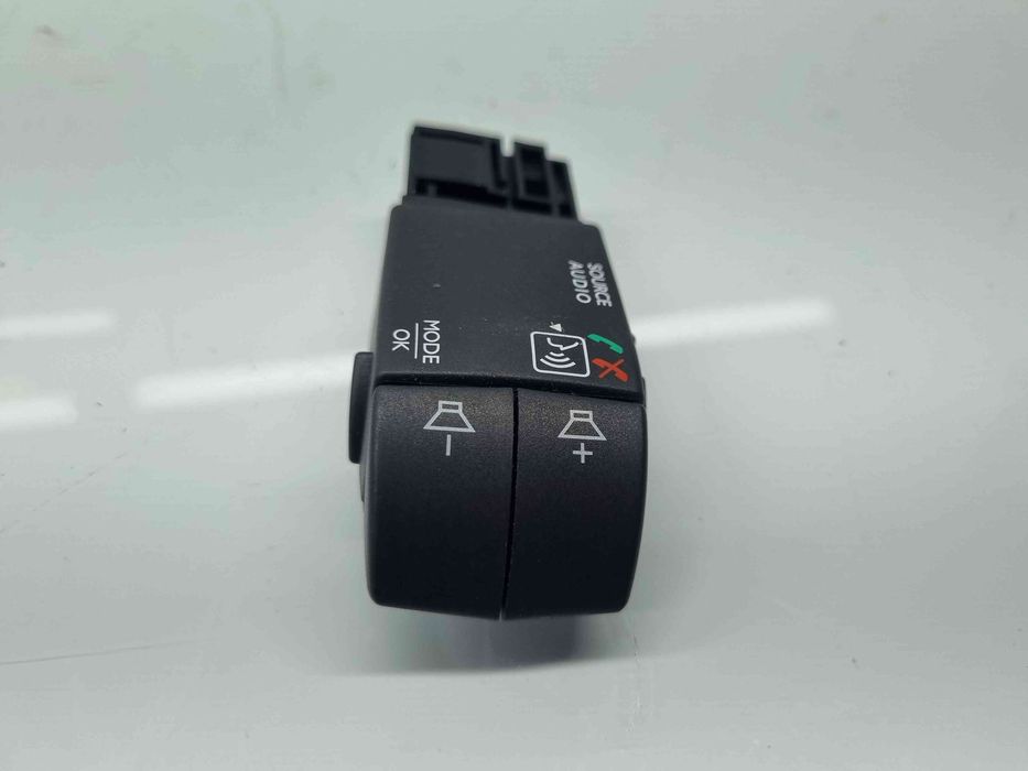 Comenzi volan Dacia Sandero 2 [Fabr 2012-prezent] OEM