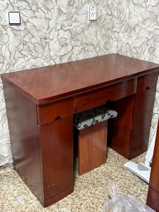 Продам гарнитур б/у