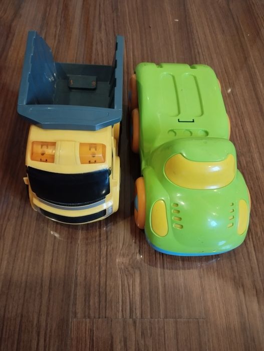 Игрушки машинки продам дешево