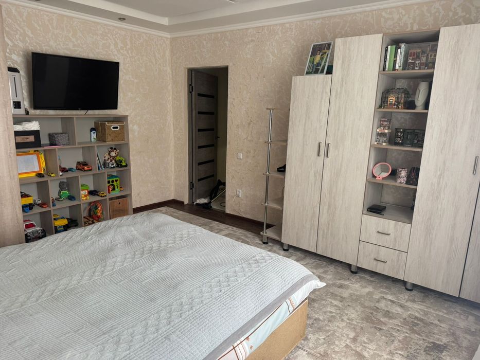 Продам дом,кирпичный,тёплый,