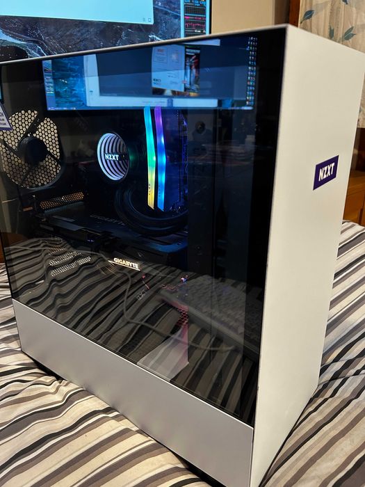 Геймърски i9 11900Kf/RTX 3060 12gb/16gb рам/Nvme 1,5tb/NZXT Top RGB