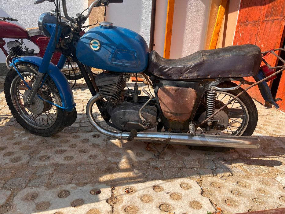 Продавам мотор ИЖ Планета 3