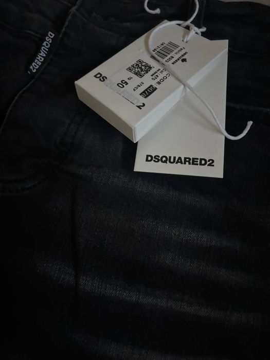 Мъжки дънки DSQUARED2 М размер (34) чисто нови с етикет!