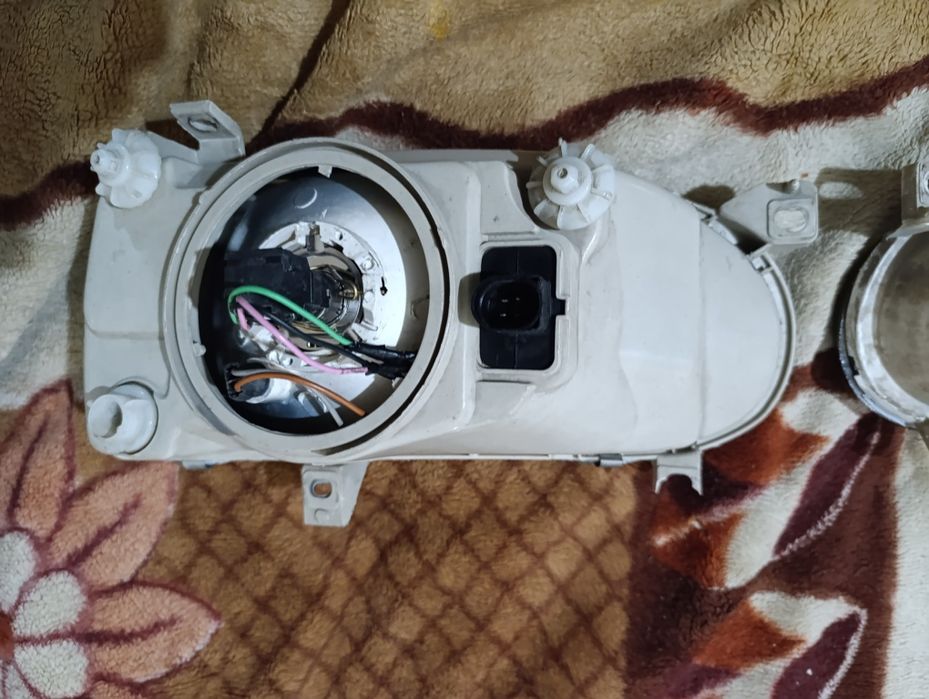 Фары  на Фольксваген гольф 3