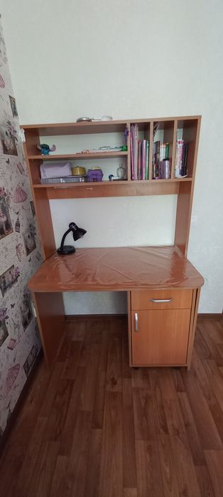 Стол школьный, письменный