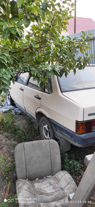 Продам автомобиль ваз 21099