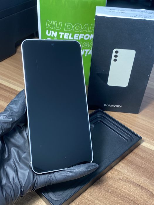 Samsung Galaxy s24 • 128 GB • Amber Yellow