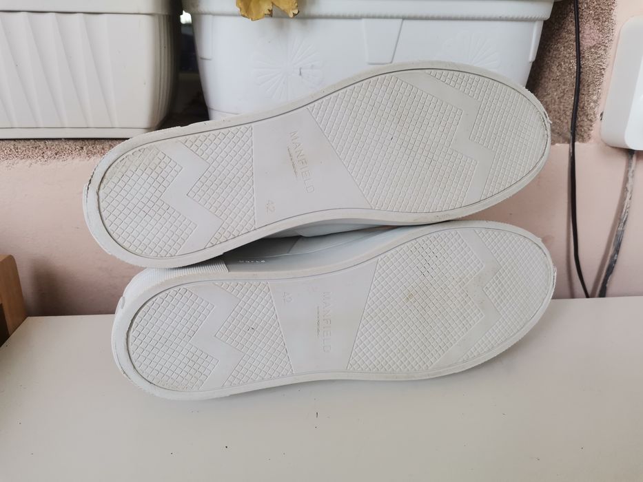 Спортни обувки Mansfield 41н Естествена кожа