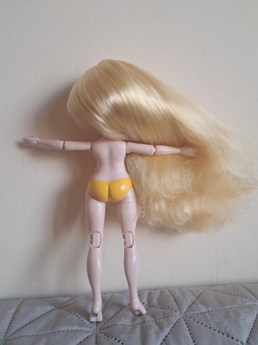 Кукли Rainbow High и дрехи