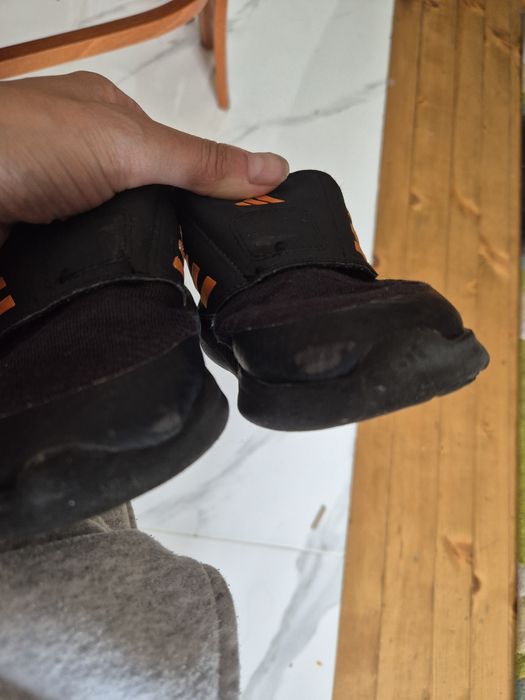 Боти и маратонки Geox Adidas Quechua