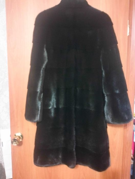 Продам норковую шубу