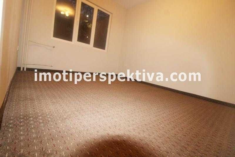 Продава се Тристаен апартамент в Пловдив, Център - 86 кв.м за 1512 €/кв.м - Снимка #3