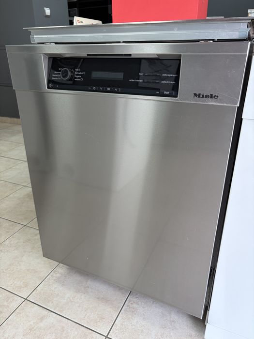 Miele G6840 sci  миялна за частично вграждане /Лед осветление/Инверторна/24 мес гаранция