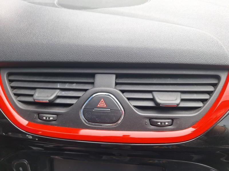 Grile ventilatie centrala mijloc fata cu buton avarie Opel Corsa E