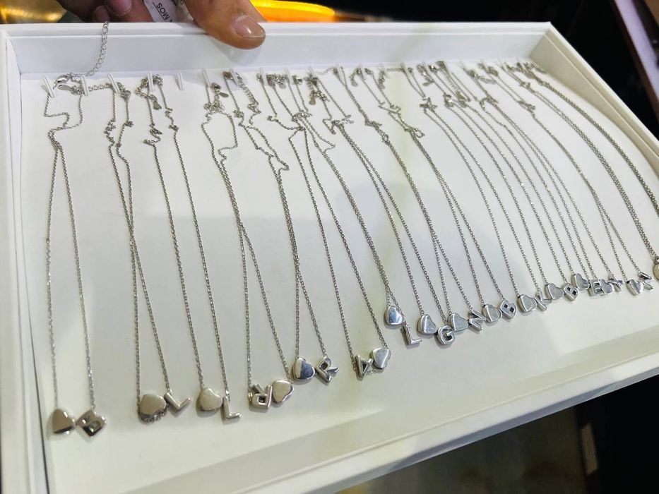 Kumush taqinchoqlar optomga.