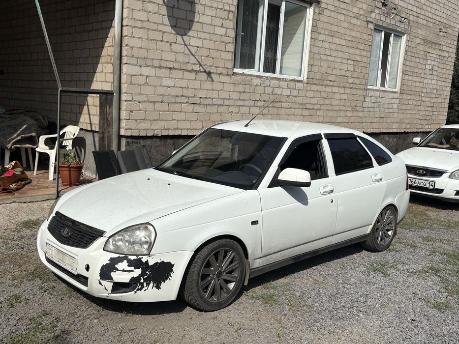 Продам приору 2014 год