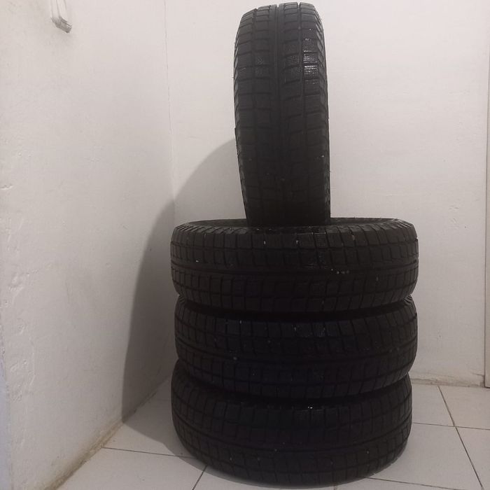Продам зимние шыны