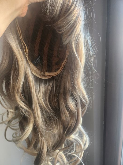 Перука синтетичен косъм