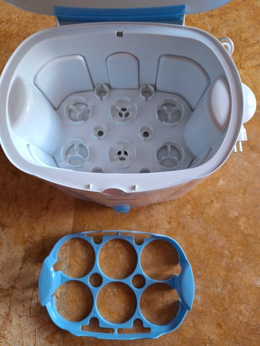 Vând sterilizator electric cu aburi Dr Browns