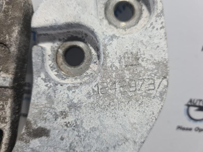 Suport radiator Opel Corsa E 1.0i Turbo 66 kw B10XFL