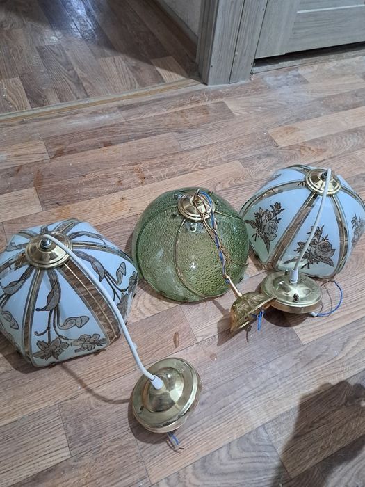 Продаётся люстры