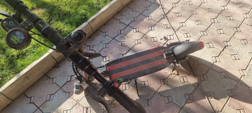 Электросамокат куго м4