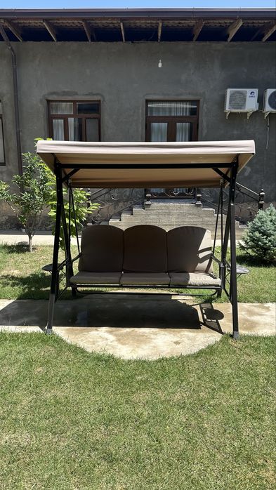 Продаётся садовая качеля