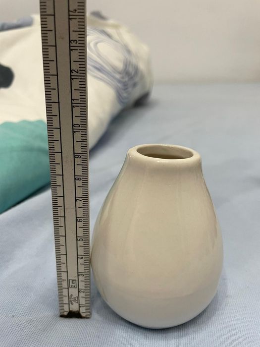 Vând 7 vaze albe 9 cm nuntă sau decorațiuni evenimente sau botez