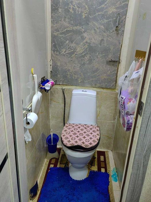 Продаю 2/1/4,Авиасозлар 1,вдоль дороги