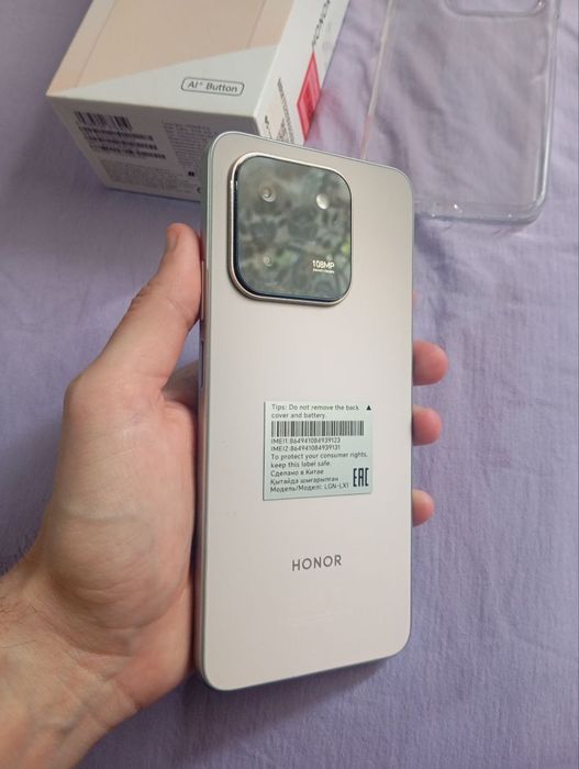 Продаётся телефон Honor x7d 6/128