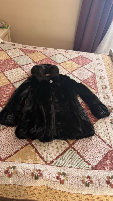 Продам шубу норковую