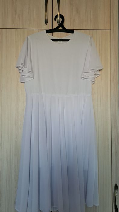 Платья из шифона белого