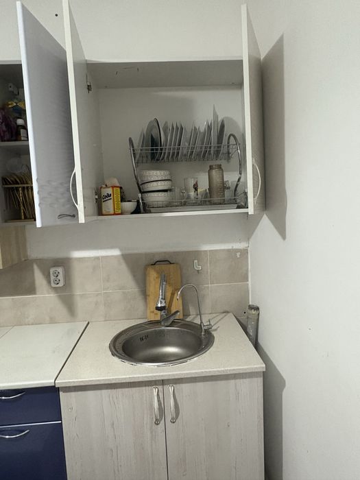 Кухконный гарнитур , вместе с мойкой