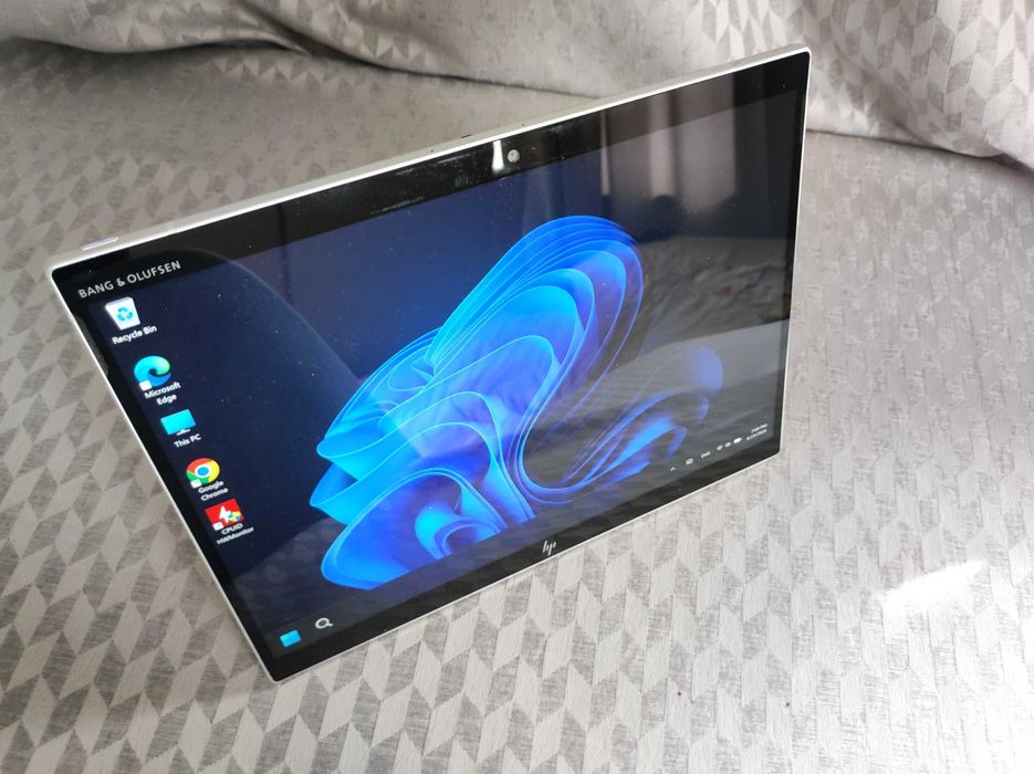 Tableta cu Windows HP Elite X2 G4 i5 8365U 16Gb Display 13 3K Baterie f Buna