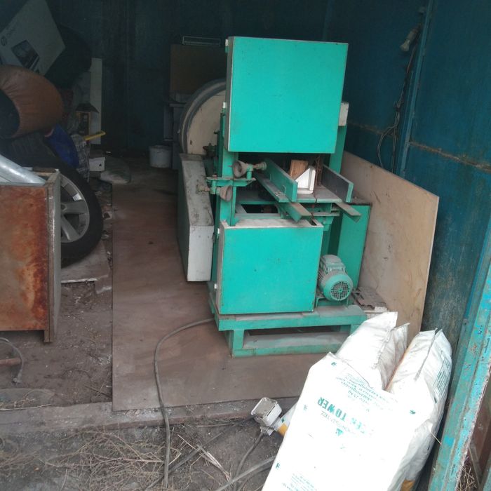 Станок для происвоества сафеток