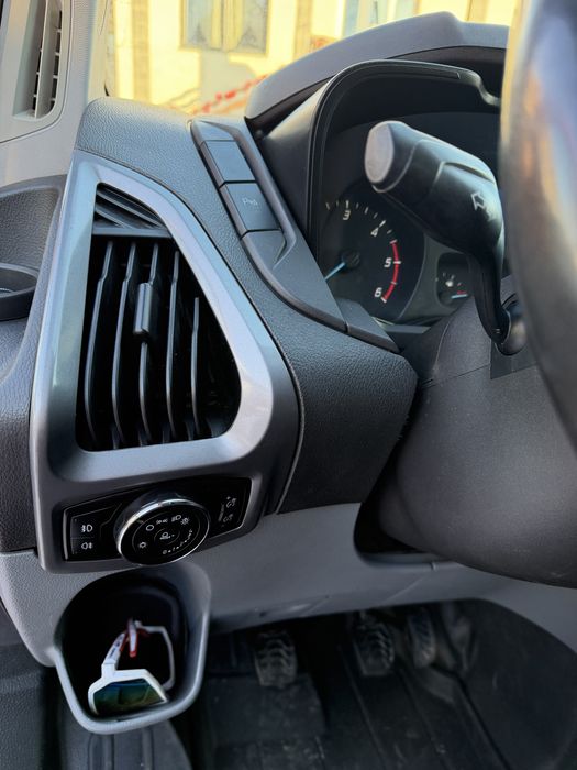 Ford custom 2.2 2016