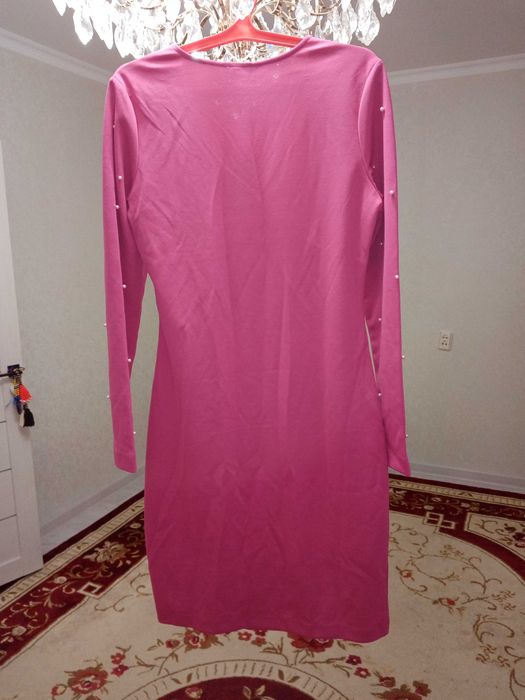 Продаю Платье Весеннее.