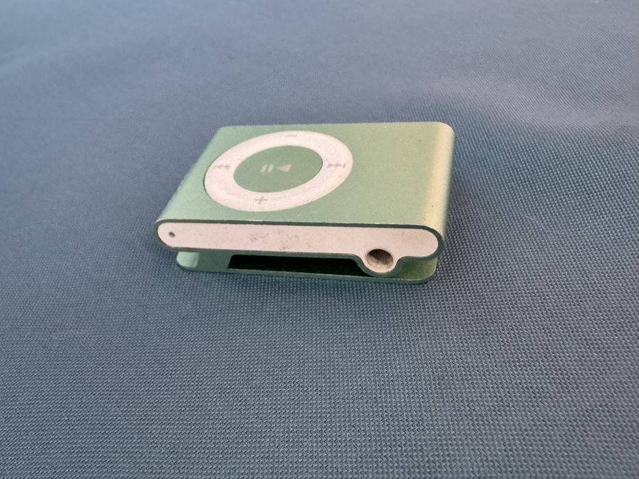 Айпод , Apple Ipod shuffle 2gb , mode A1204