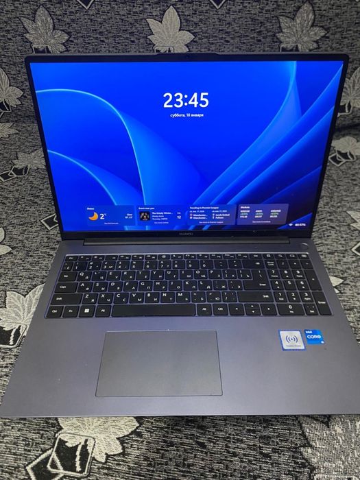 Продам ноутбук ,