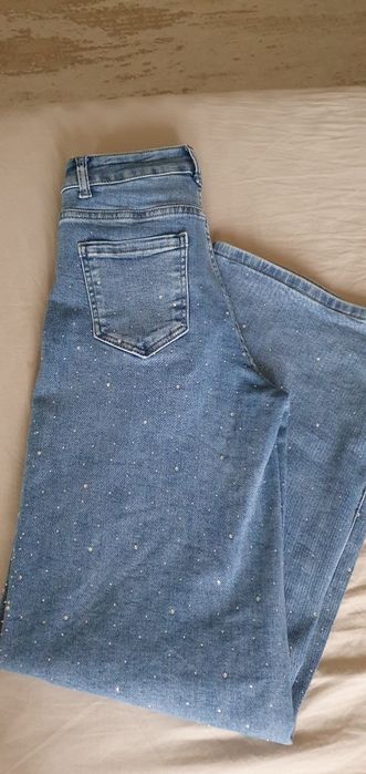 Blugi damă cu ștrasuri