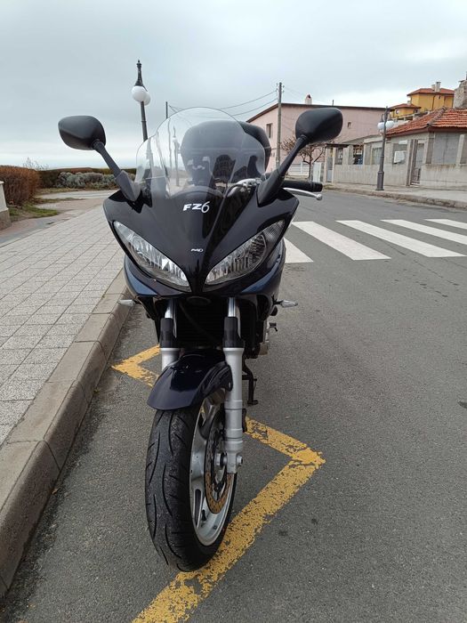 Продавам Yamaha FZ6 Fazer